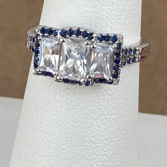 White Topaz 6x4MM Center with 5x3MM sides Radiant Cut With Blue Sapphires Size 6 - Picture 1 of 8